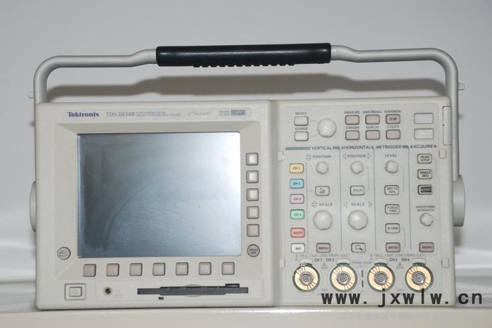 出售 TEKTRONIX 300MHZ 四通道示波器 TDS3034B