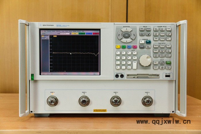 维修租赁N5230A 上海N5230A 20GHZ 4端口PAN-L矢量网络分析仪