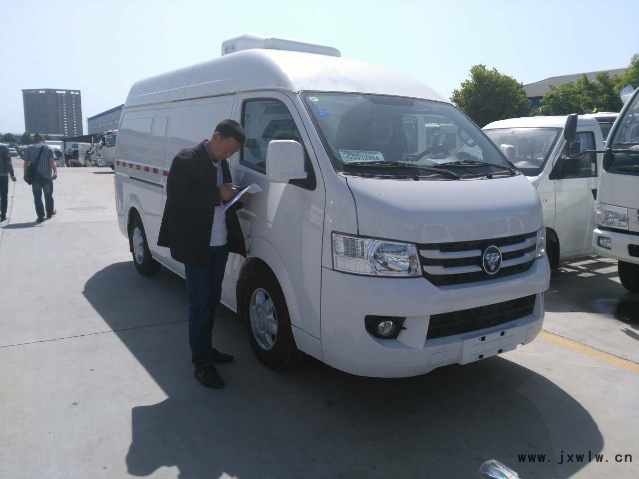 福田G7面包型冷藏车